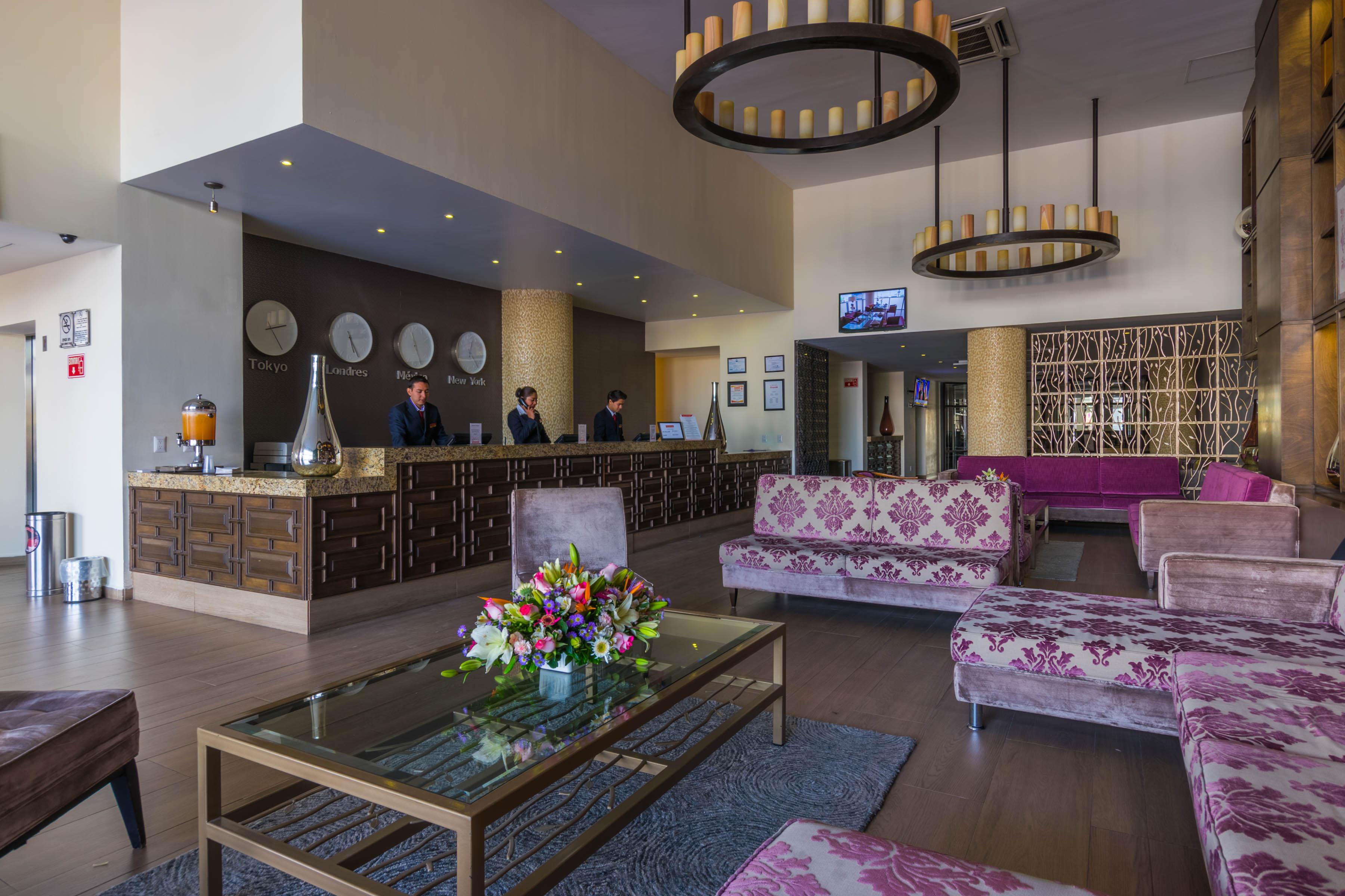 Hotel Stadium León Exterior foto The lobby of the hotel