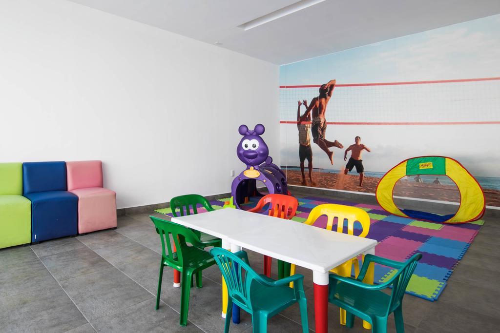 Hotel Stadium León Exterior foto Kids Club