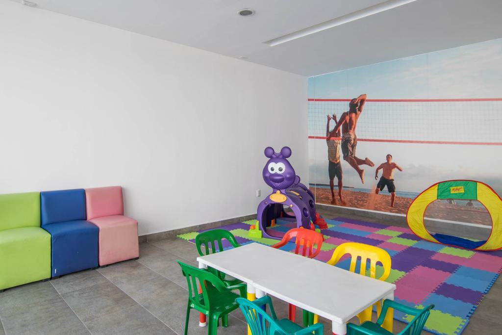 Hotel Stadium León Exterior foto Kids Club